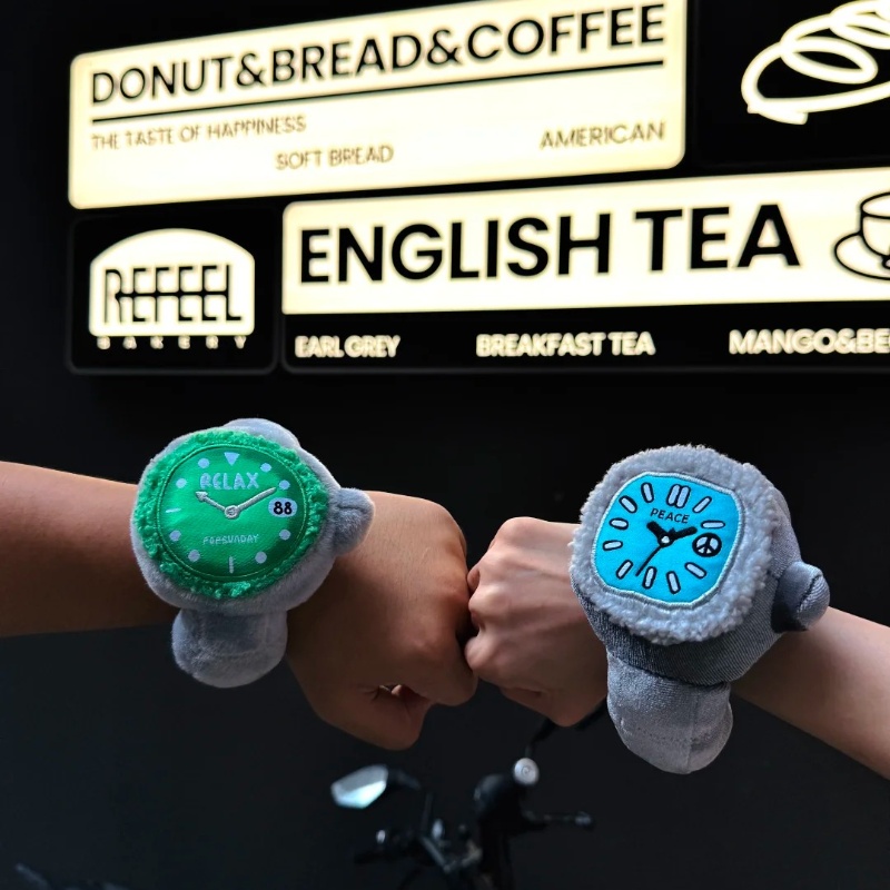 In Stock Pop Sunday Plush Rela - Jewelry Watch recension och pris