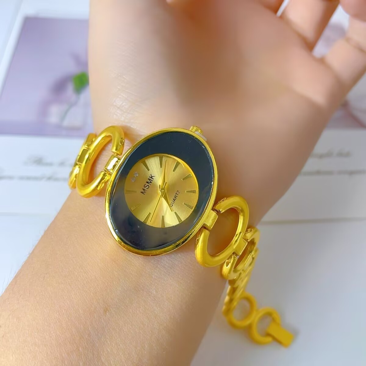 New American 24K Gold Plated W - Jewelry Watch recension och pris